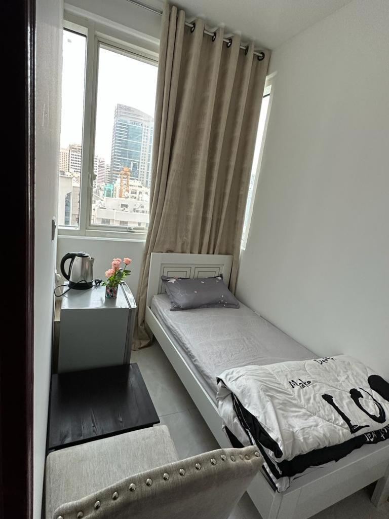 אבו דאבי Corniche Street - Superb Lovely Room מראה חיצוני תמונה